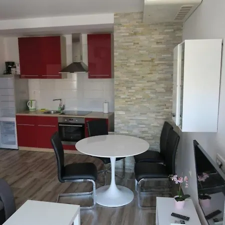 Familienwohnung 2 By Interhome Baška