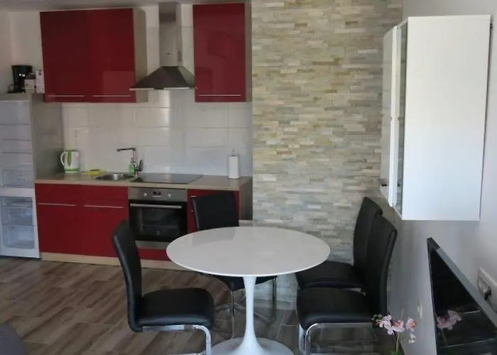 Familienwohnung 2 By Interhome باشْكا