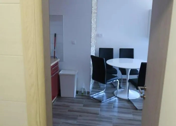 Familienwohnung 2 By Interhome شقة باشْكا