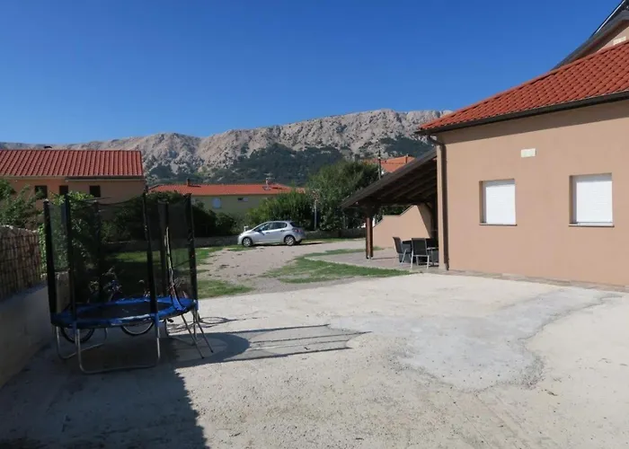 Familienwohnung 2 By Interhome